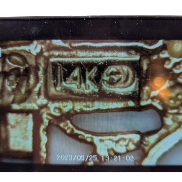 Estate 14K Tri-Color Gold Filigree Cross Ring Size 9 – 2.21g - Picture 6 of 6